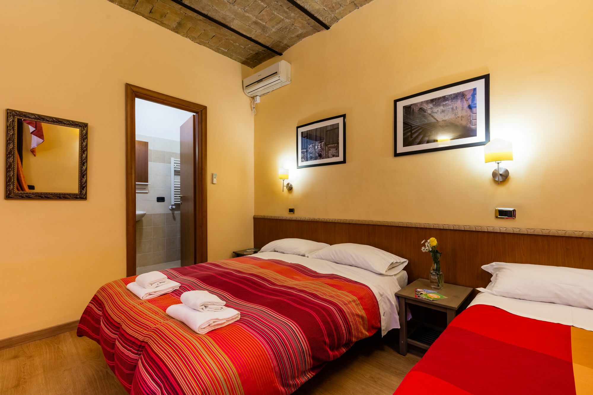 Domus Avi - Guest House Roma Ngoại thất bức ảnh